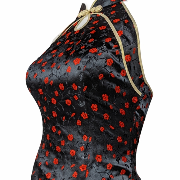 NWOT Vintage Custom made Silk Satin Halter Top XS - Picture 3 of 6